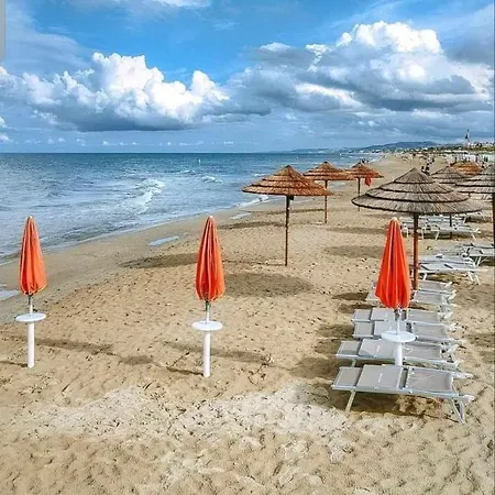 Accogliente Mansardato Vicino Al Mare Appartement